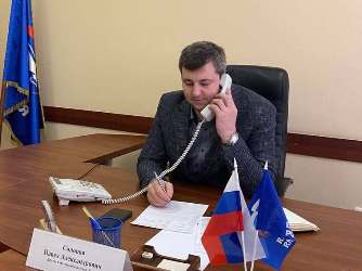 Павел Солопов ответил на вопросы горожан об урегулировании трудовых споров и оплате жилищно-коммунальных услуг